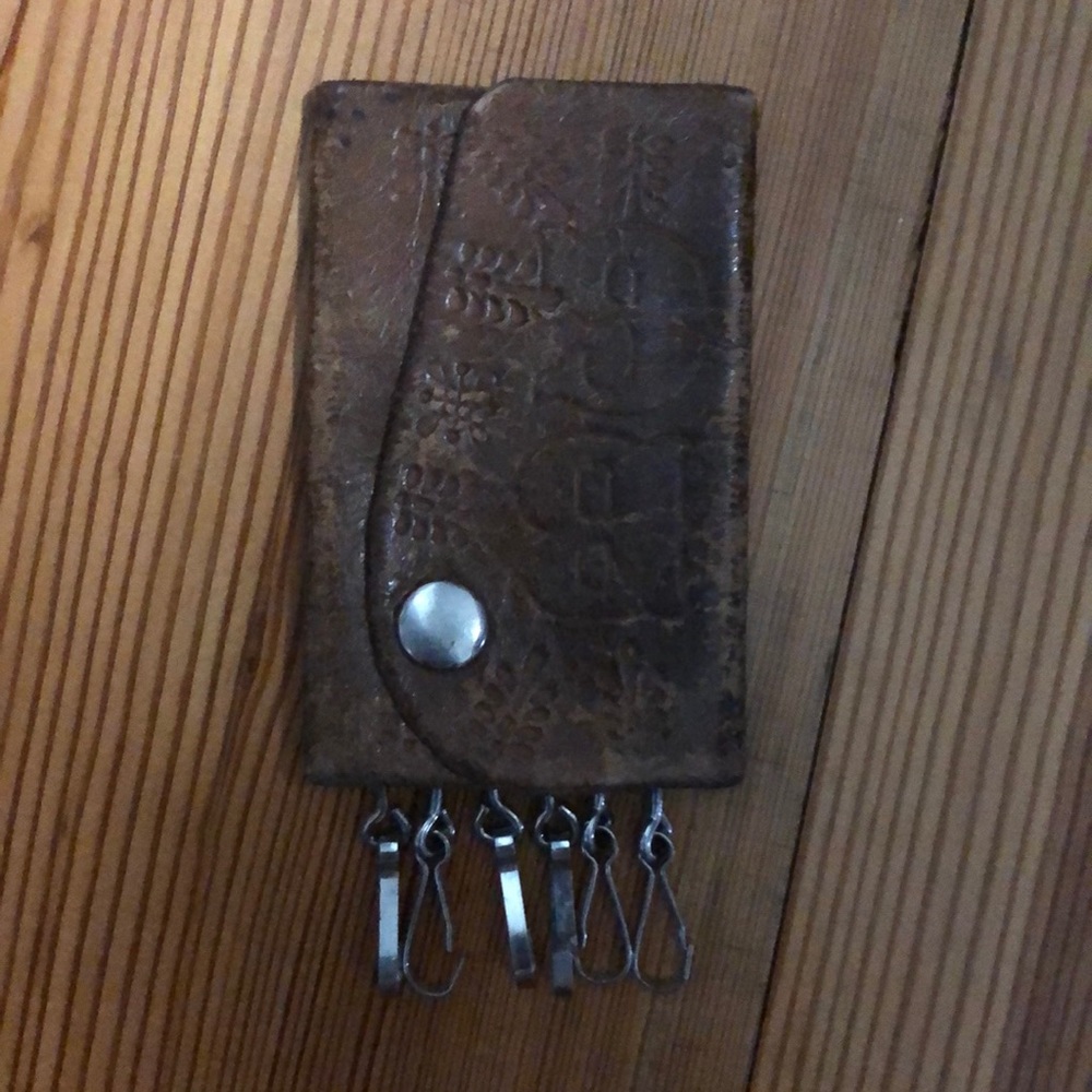 Vintage leather key holder